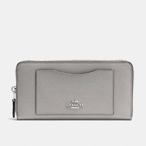 COACH Accordion Zip Wallet